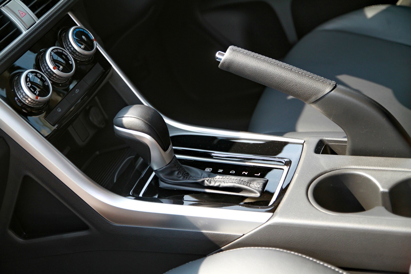 Perawatan Mobil Bertransmisi Otomatis